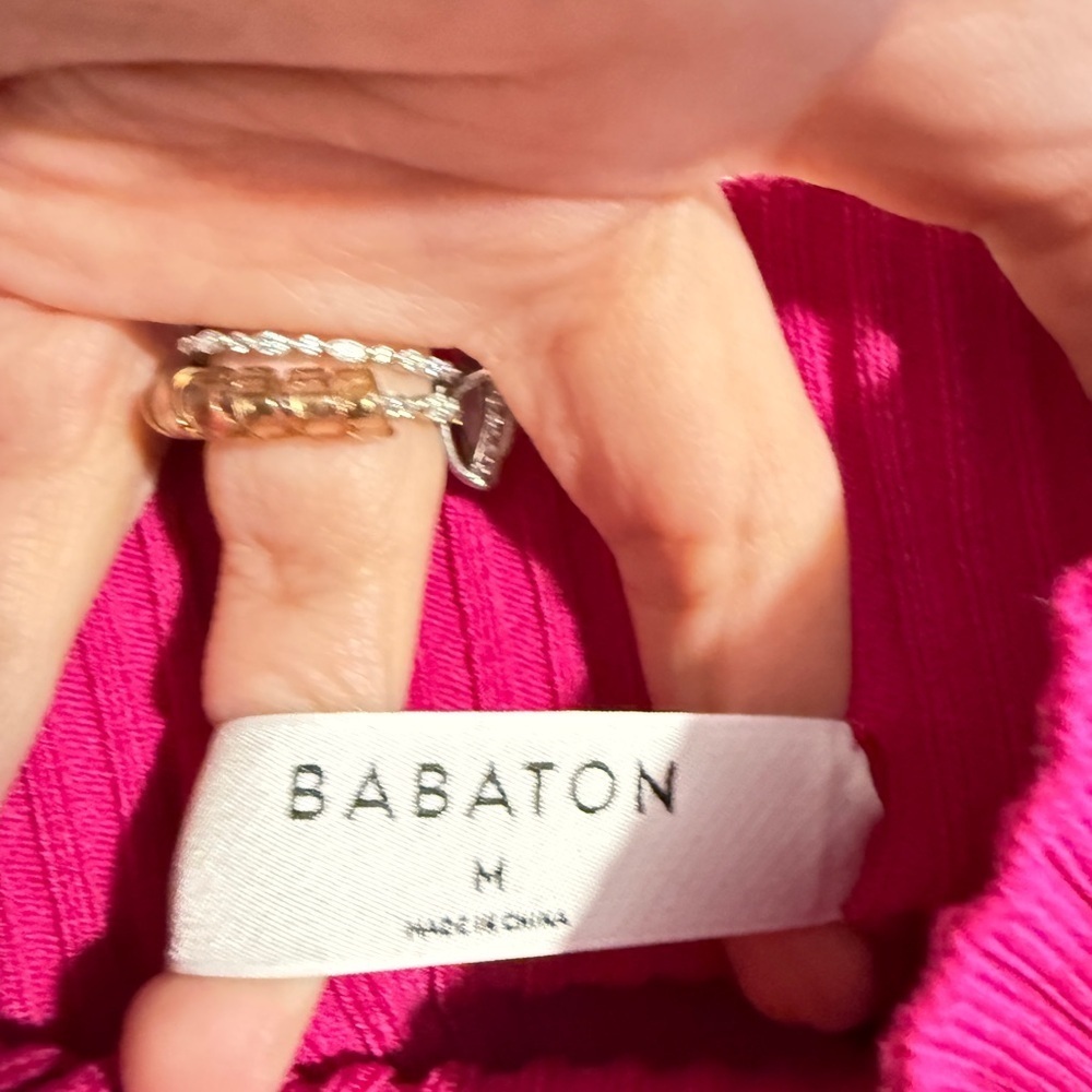 Aritzia Babaton Pink Open Back Sweater Size M - Picture 5 of 5
